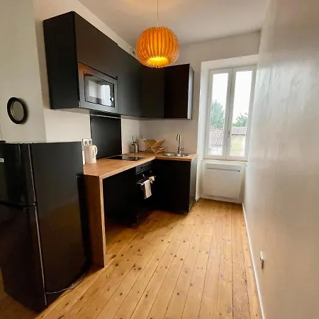 Apartment Le Lotus Bleu - Wifi - Netflix Angouleme